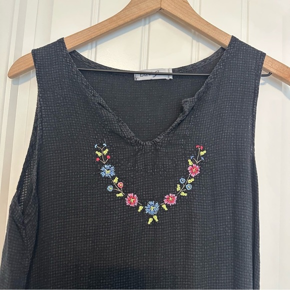 Vintage Maxi Dress Linen Black Embroidered Floral Boho Whimsigoth Size Small - Picture 6 of 9